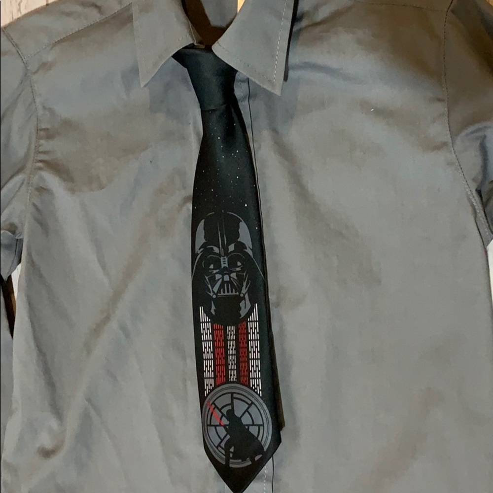 Boys Star Wars shirt and tie size 4/5 - Picture 2 of 4